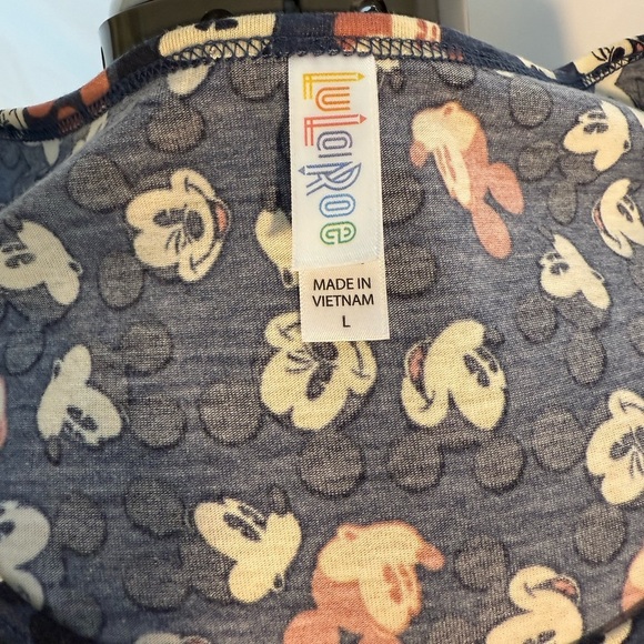 Disney LulaRoe Women’s Top – Mickey Mouse Print – Size L - Picture 3 of 4
